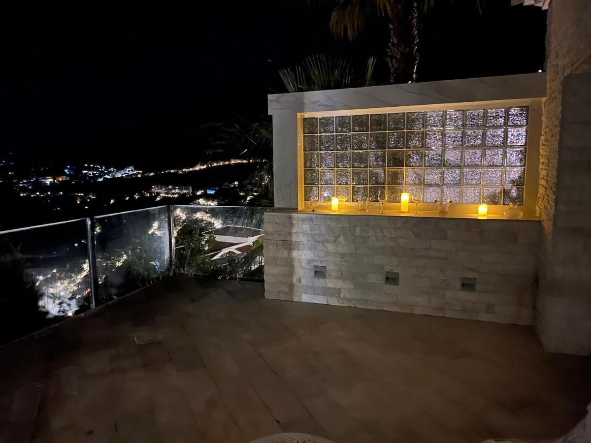 Villa Aleandra Con Maravillosas Vistas Al Mar! 阿尔啼 外观 照片